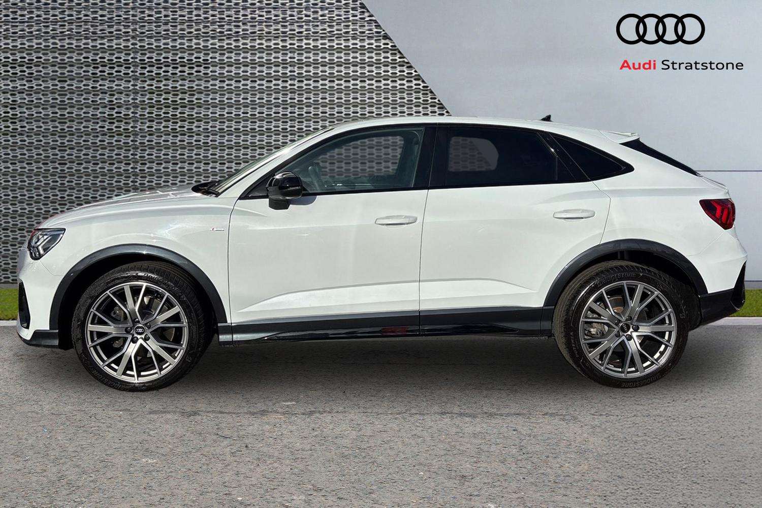 Used Audi Q3 2025 for sale - 76576061: Photo 8