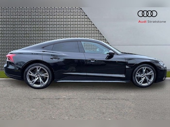 Used Audi e-tron GT 2023 for sale - 78378869: Photo