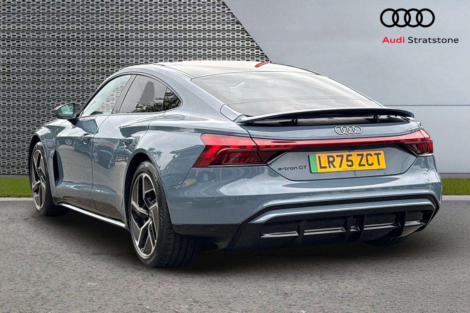 Used Audi e-tron GT 2025 for sale - 76141753: Photo 3