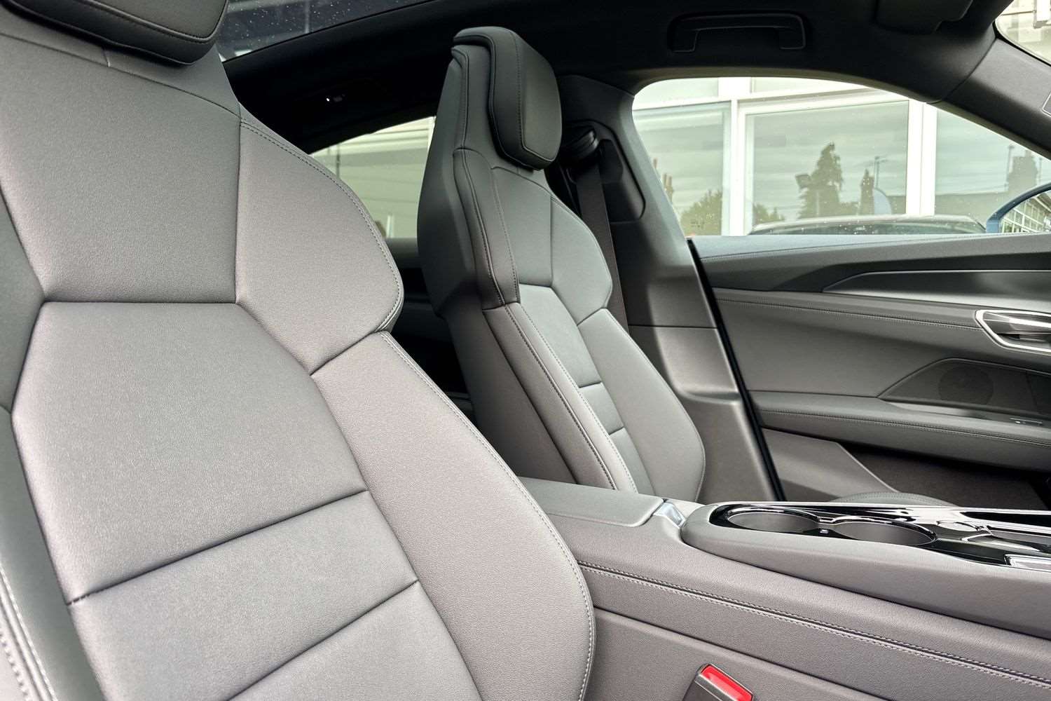 Used Audi e-tron GT 2025 for sale - 76141753: Photo 30