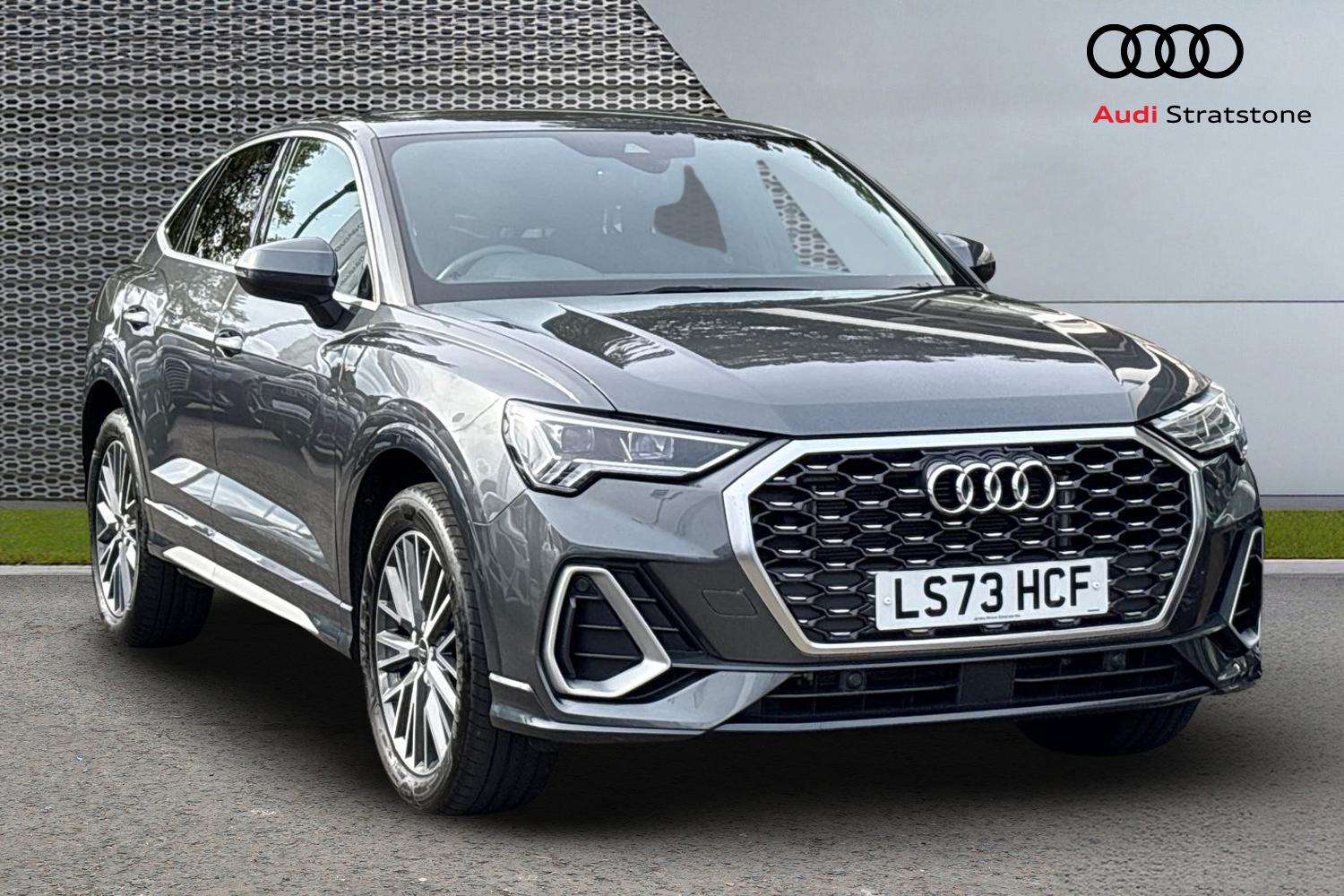 Used Audi Q3 2023 for sale - 76100644: Photo 1