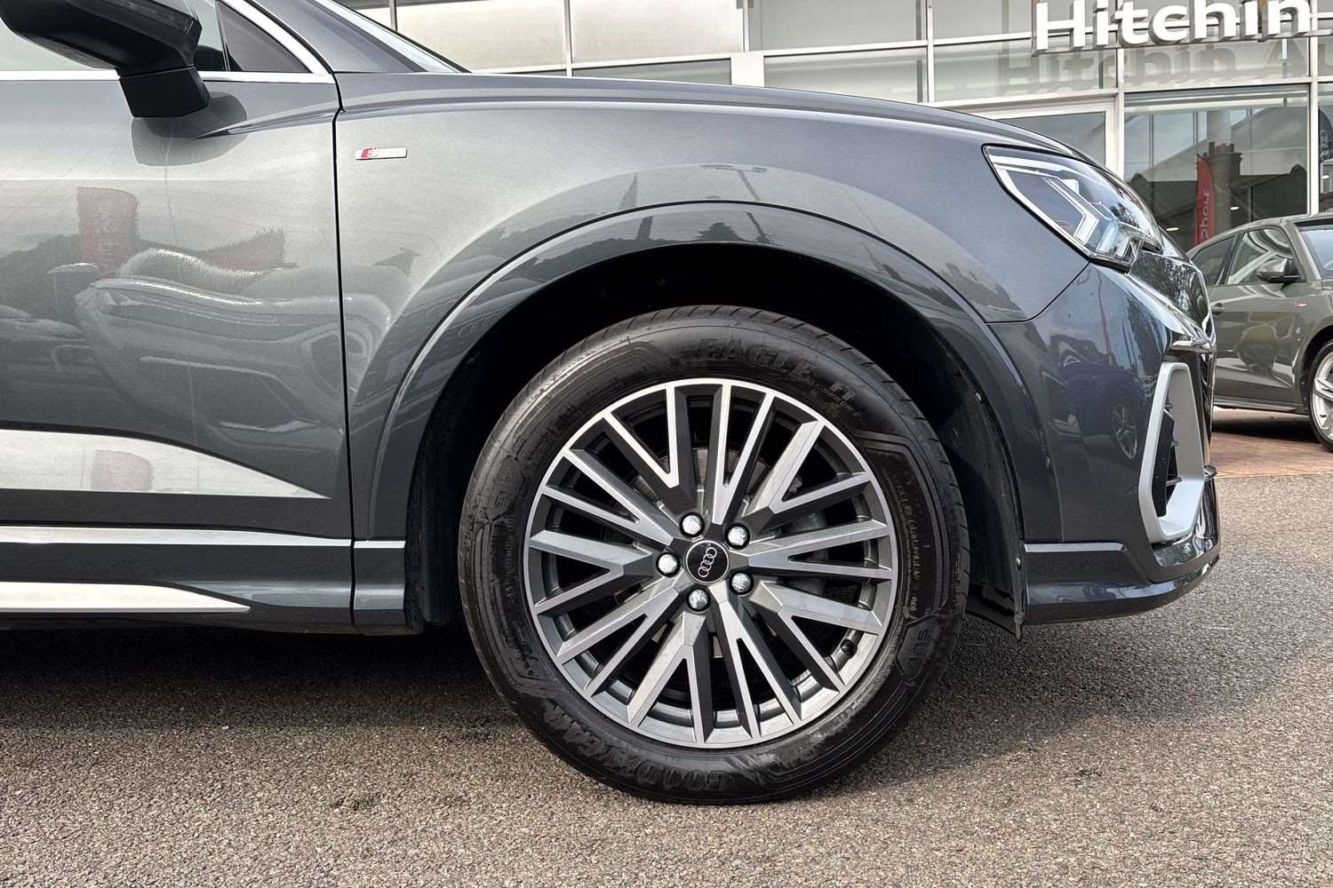 Used Audi Q3 2023 for sale - 76100644: Photo 5