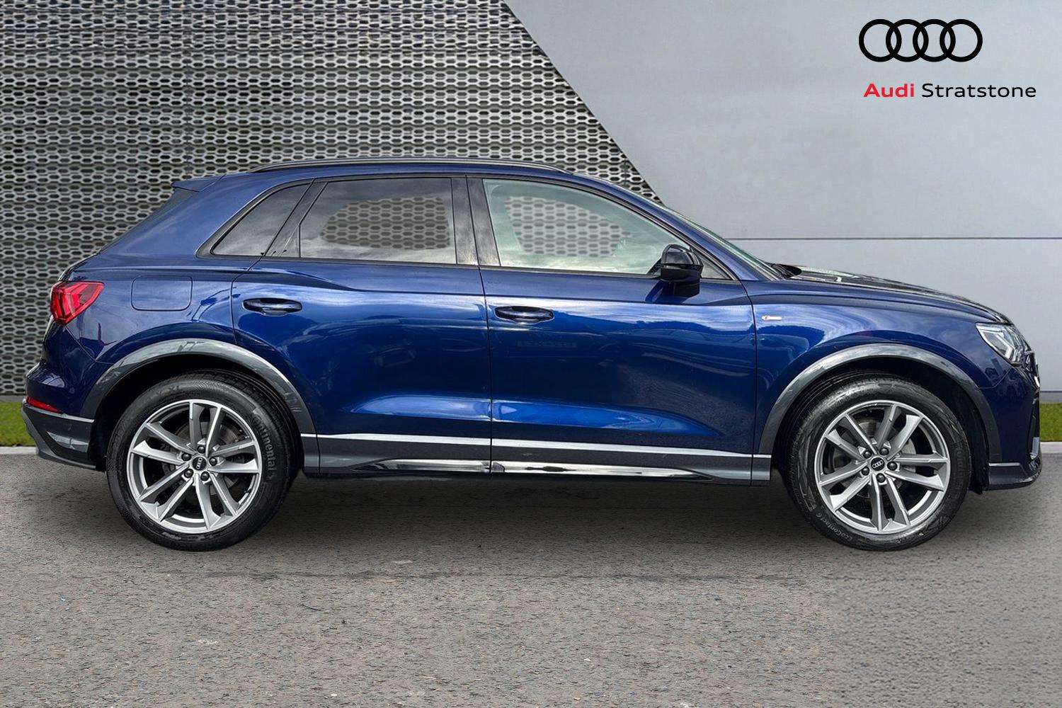Used Audi Q3 2022 for sale - 76329151: Photo 4