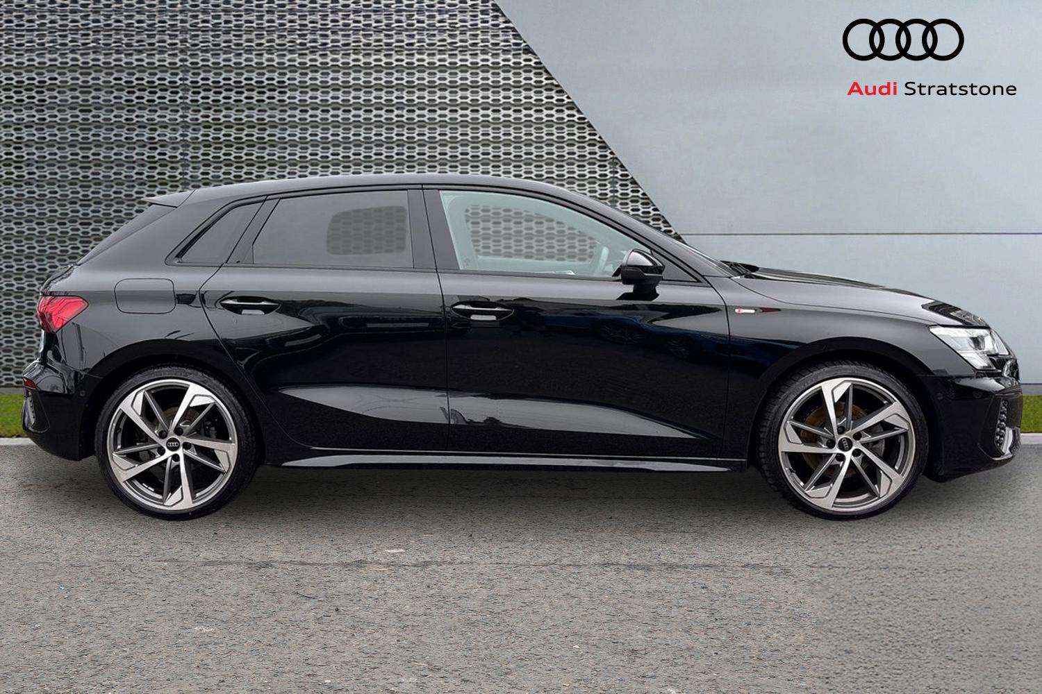 Used Audi A3 2024 for sale - 77756540: Photo 4