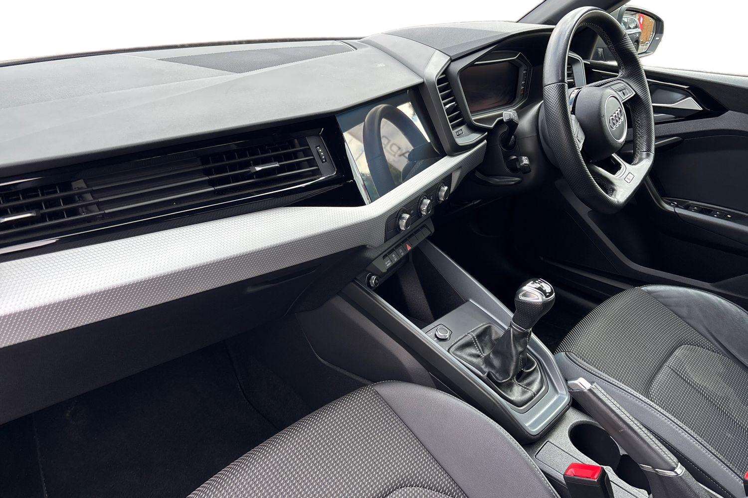 Used Audi A1 2022 for sale - 78118641: Photo 2