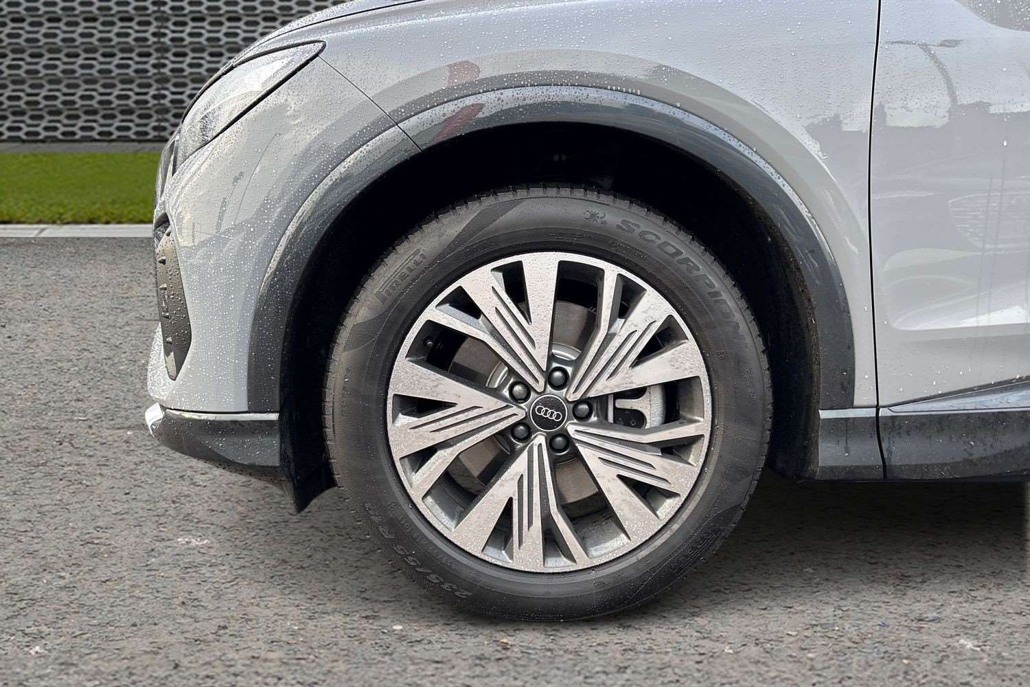 Used Audi Q4 e-tron 2026 for sale - 77347929: Photo 11