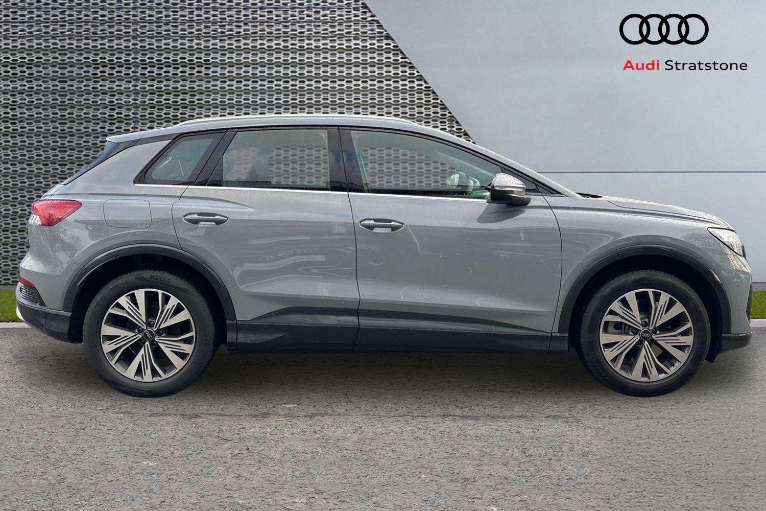 Used Audi Q4 e-tron 2026 for sale - 77347929: Photo 4