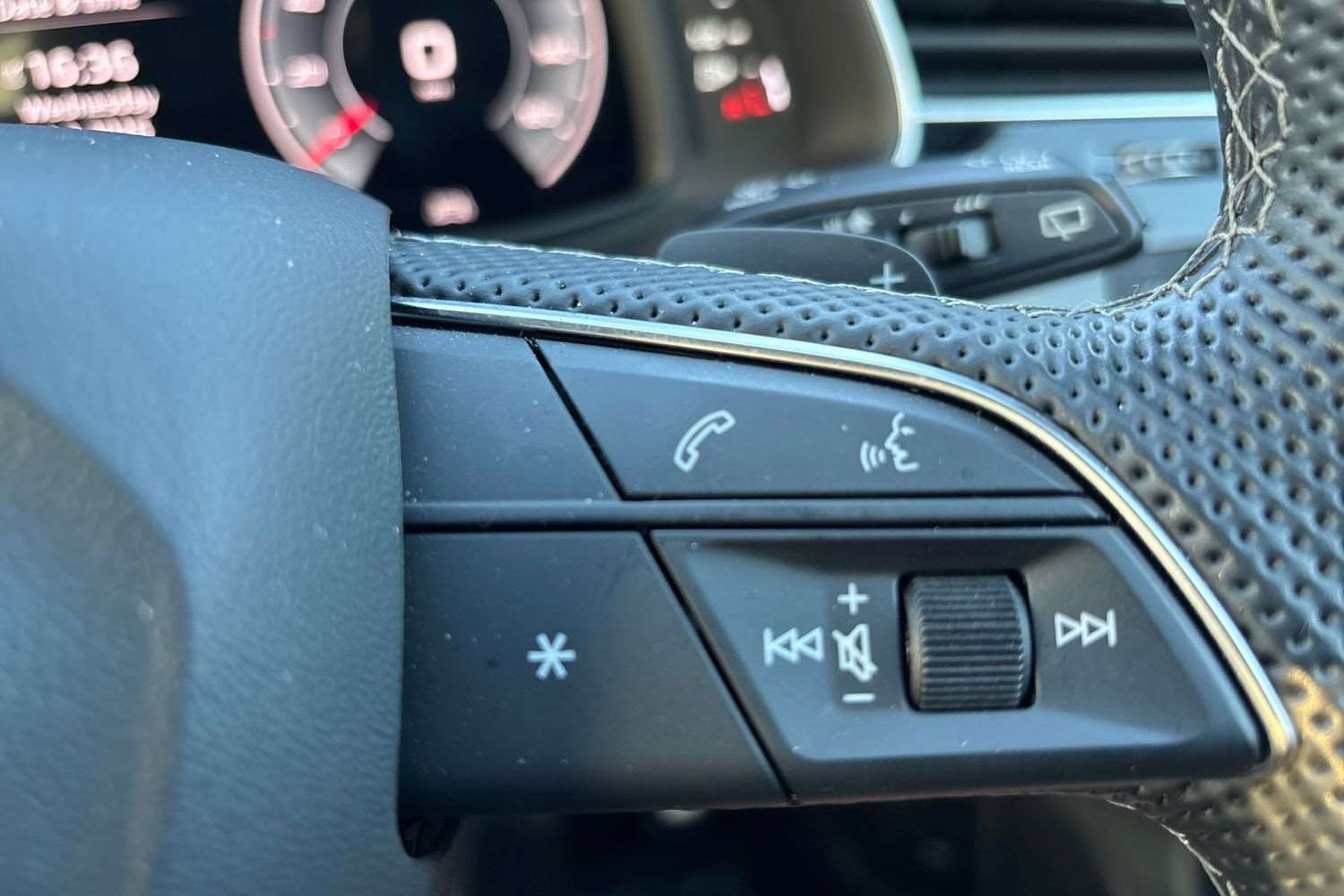 Used Audi Q7 2025 for sale - 77756639: Photo 17