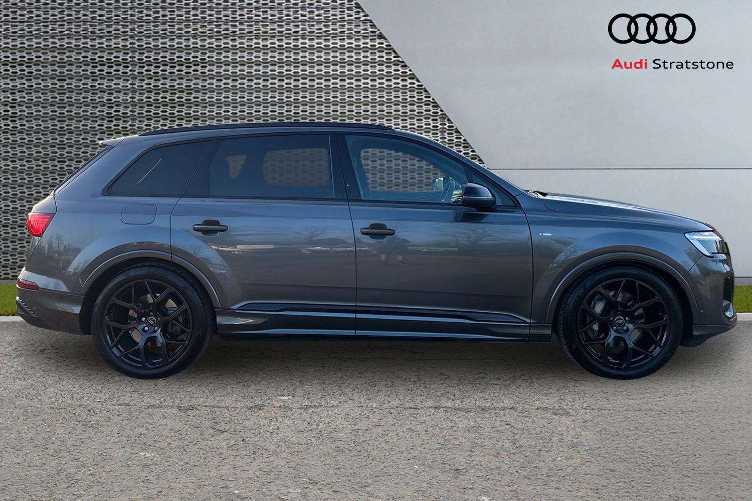 Used Audi Q7 2025 for sale - 77756639: Photo 4