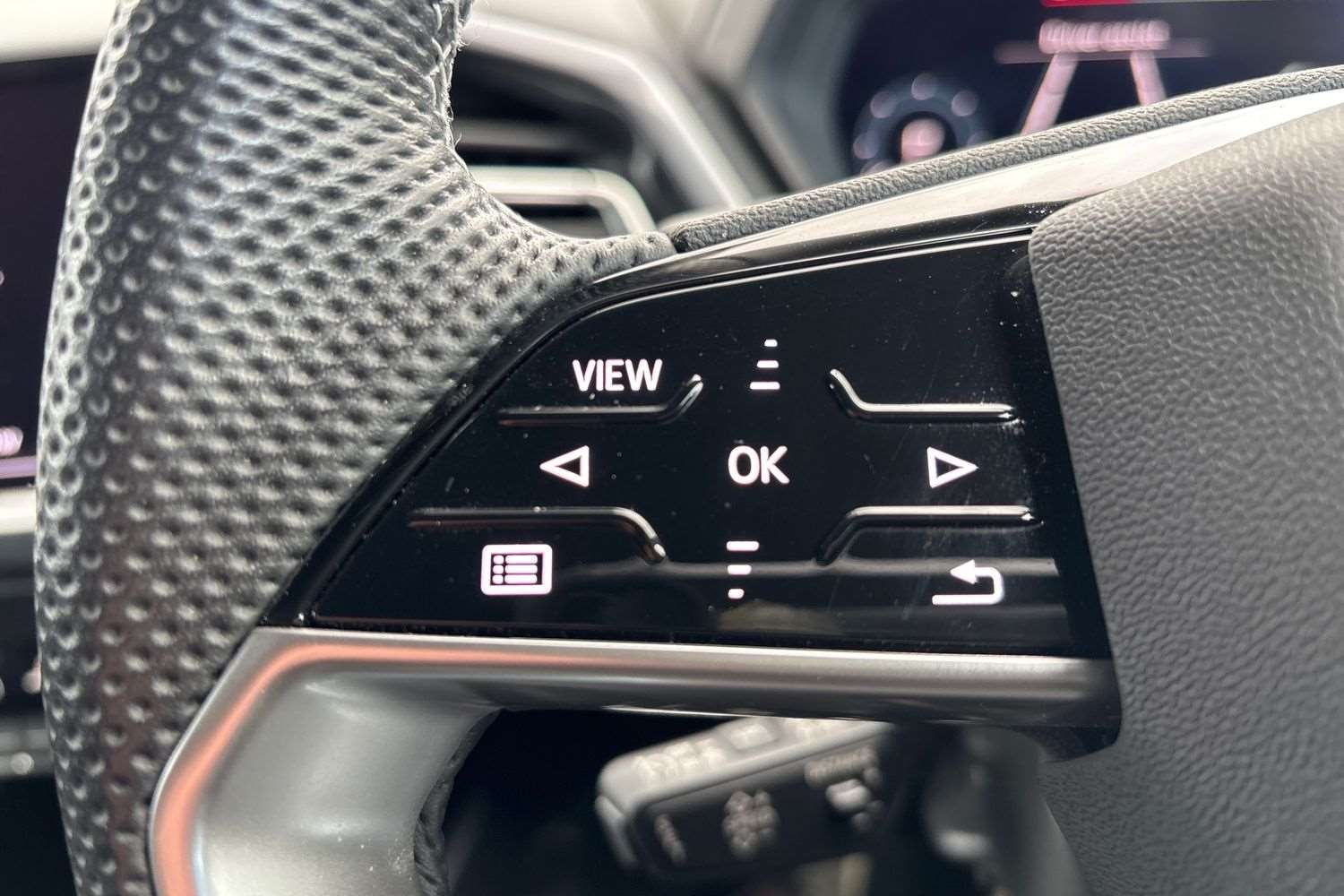 Used Audi Q4 e-tron 2023 for sale - 78037808: Photo 16