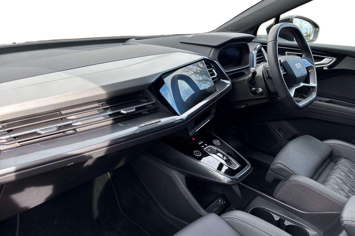 Used Audi Q4 e-tron 2023 for sale - 78037808: Photo 2