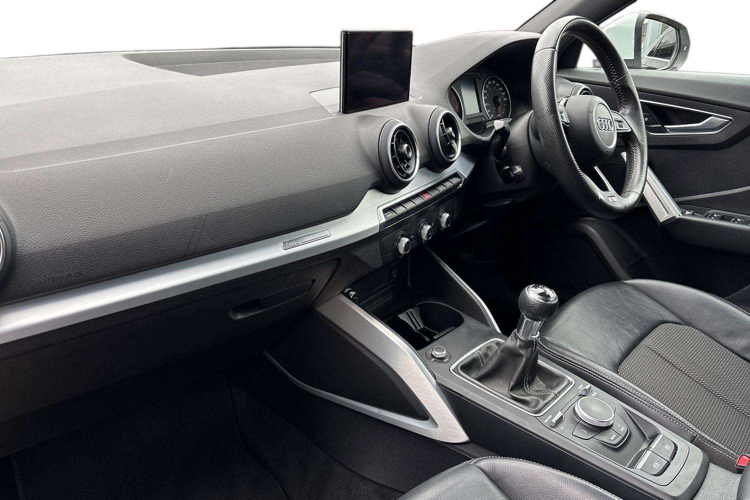 Used Audi Q2 2018 for sale - 76692033: Photo 2