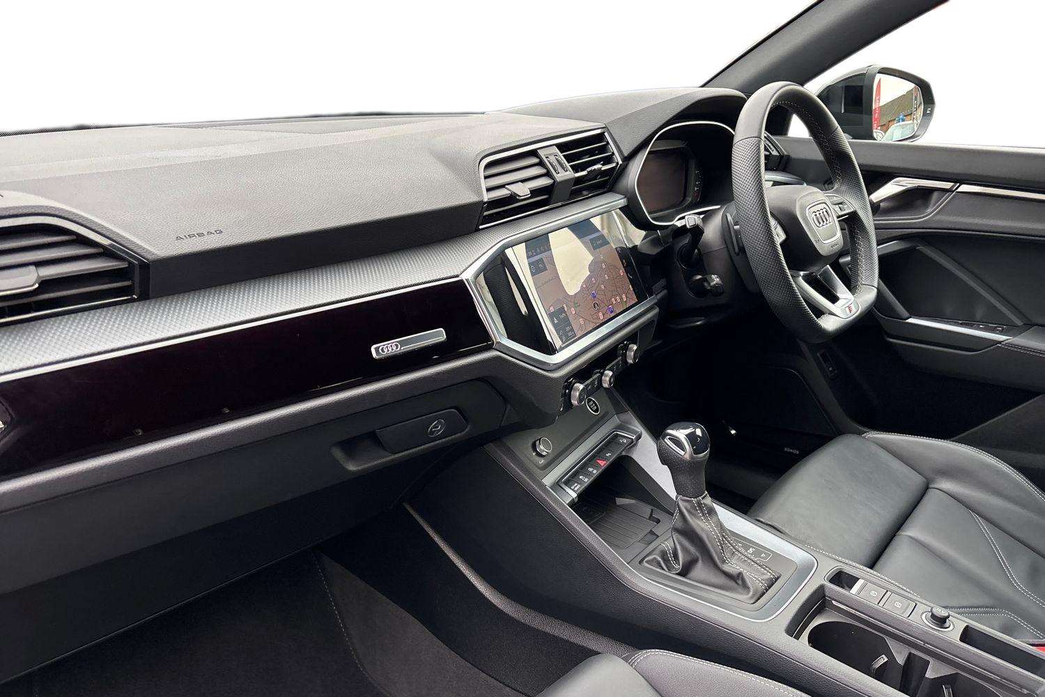 Used Audi Q3 2024 for sale - 77540843: Photo 2