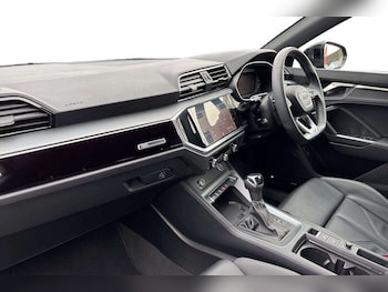 Used Audi Q3 2024 for sale - 77540843: Photo