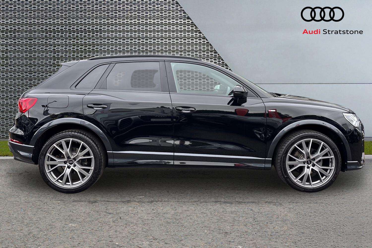 Used Audi Q3 2024 for sale - 77540843: Photo 4