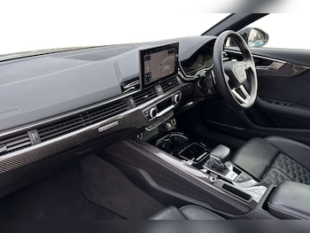 Used Audi RS4 2024 for sale - 77972890: Photo