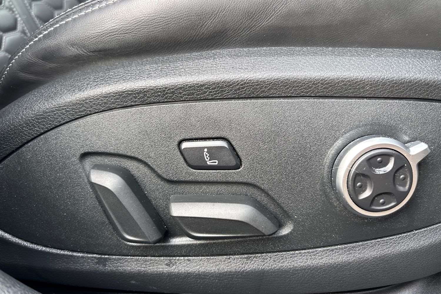 Used Audi RS4 2024 for sale - 77972890: Photo 32