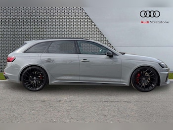 Used Audi RS4 2024 for sale - 77972890: Photo