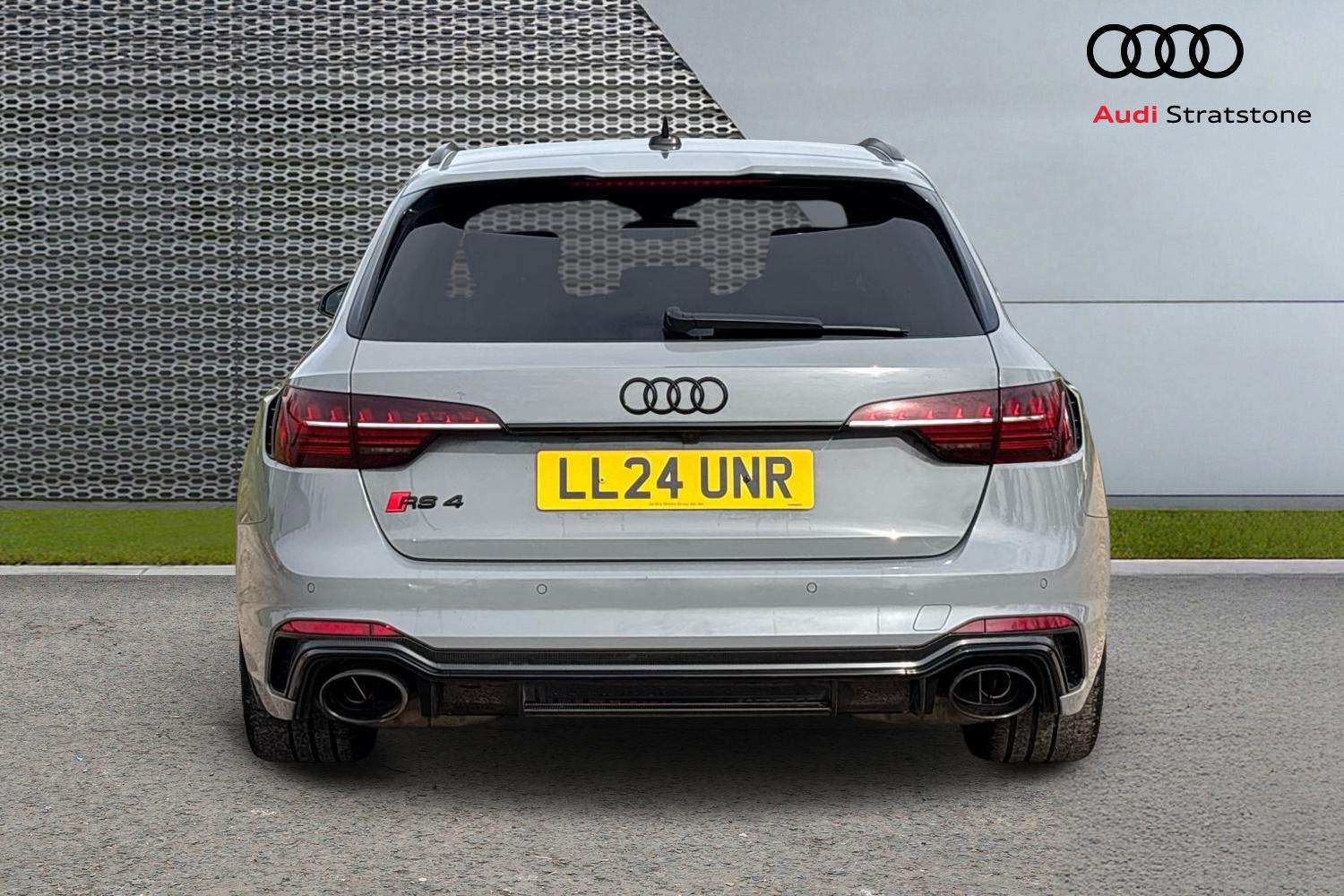 Used Audi RS4 2024 for sale - 77972890: Photo 7