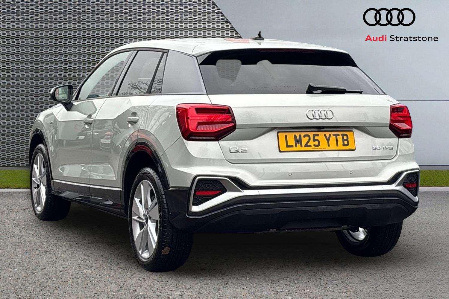 Used Audi Q2 2025 for sale - 76692143: Photo 3