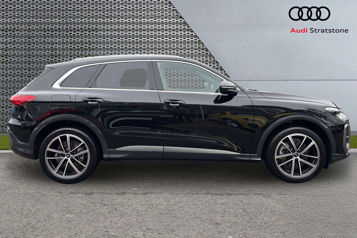 Used Audi Q5 2025 for sale - 77147256: Photo 4