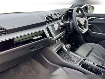 Used Audi Q3 2024 for sale - 78077064: Photo