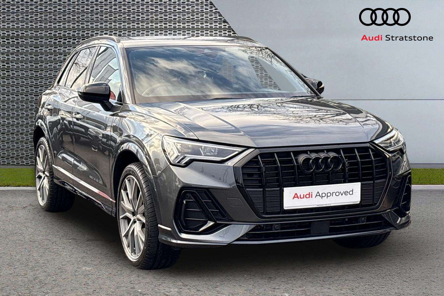 Used Audi Q3 2025 for sale - 76889680: Photo 1