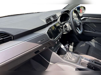 Used Audi Q3 2022 for sale - 79377027: Photo