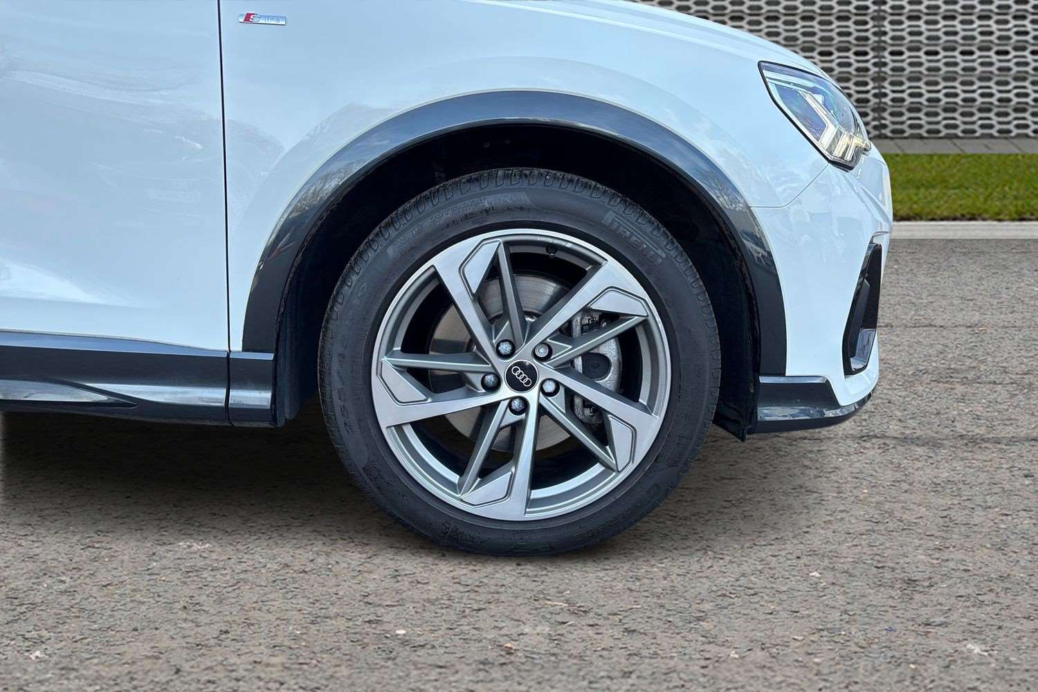 Used Audi Q3 2023 for sale - 77726724: Photo 10