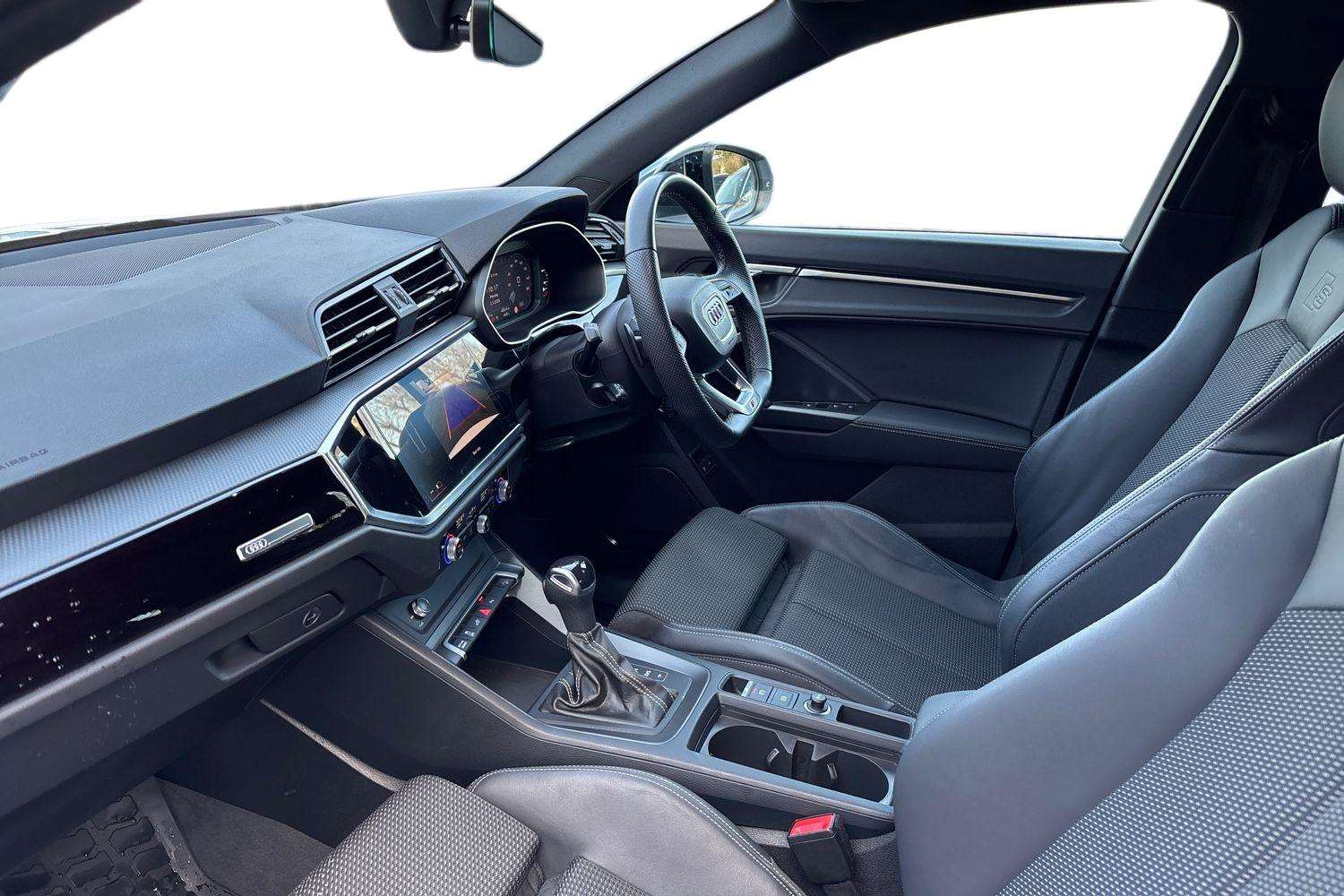 Used Audi Q3 2023 for sale - 77726724: Photo 2