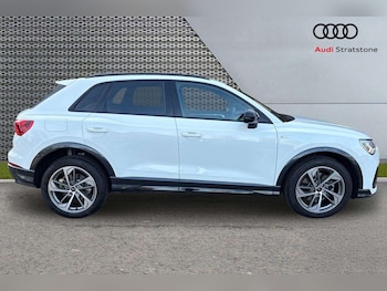 Used Audi Q3 2023 for sale - 77726724: Photo