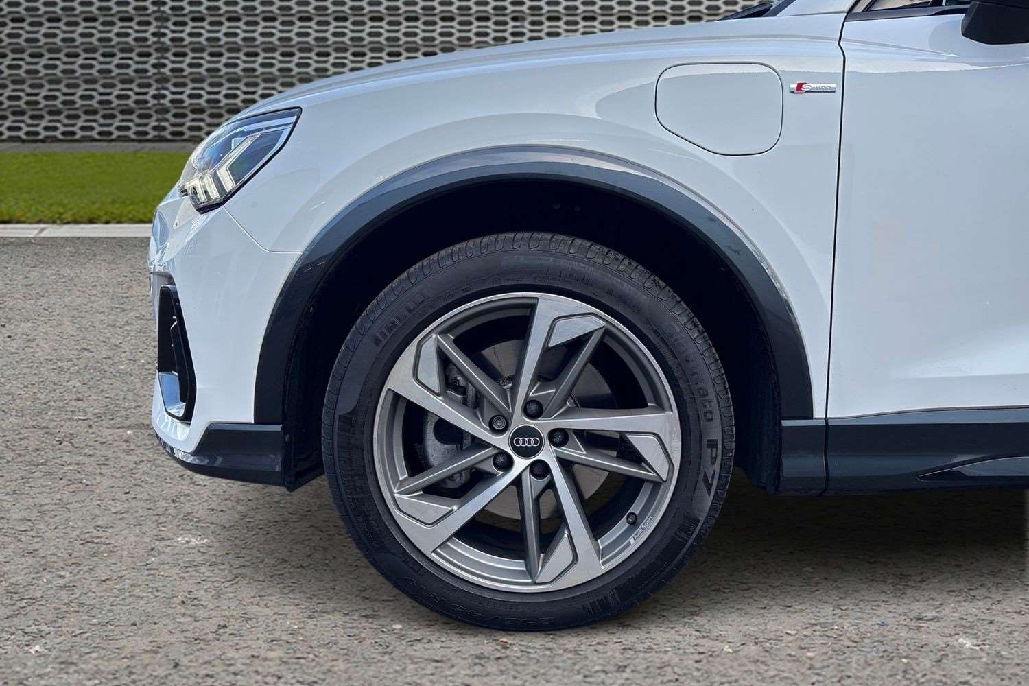 Used Audi Q3 2023 for sale - 77726724: Photo 5