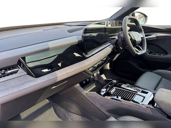 Used Audi Q6 e-tron 2026 for sale - 79257431: Photo