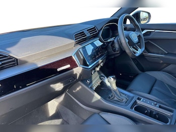 Used Audi Q3 2025 for sale - 78161189: Photo