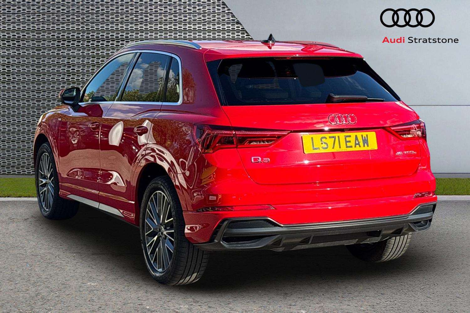 Used Audi Q3 2021 for sale - 76034777: Photo 3