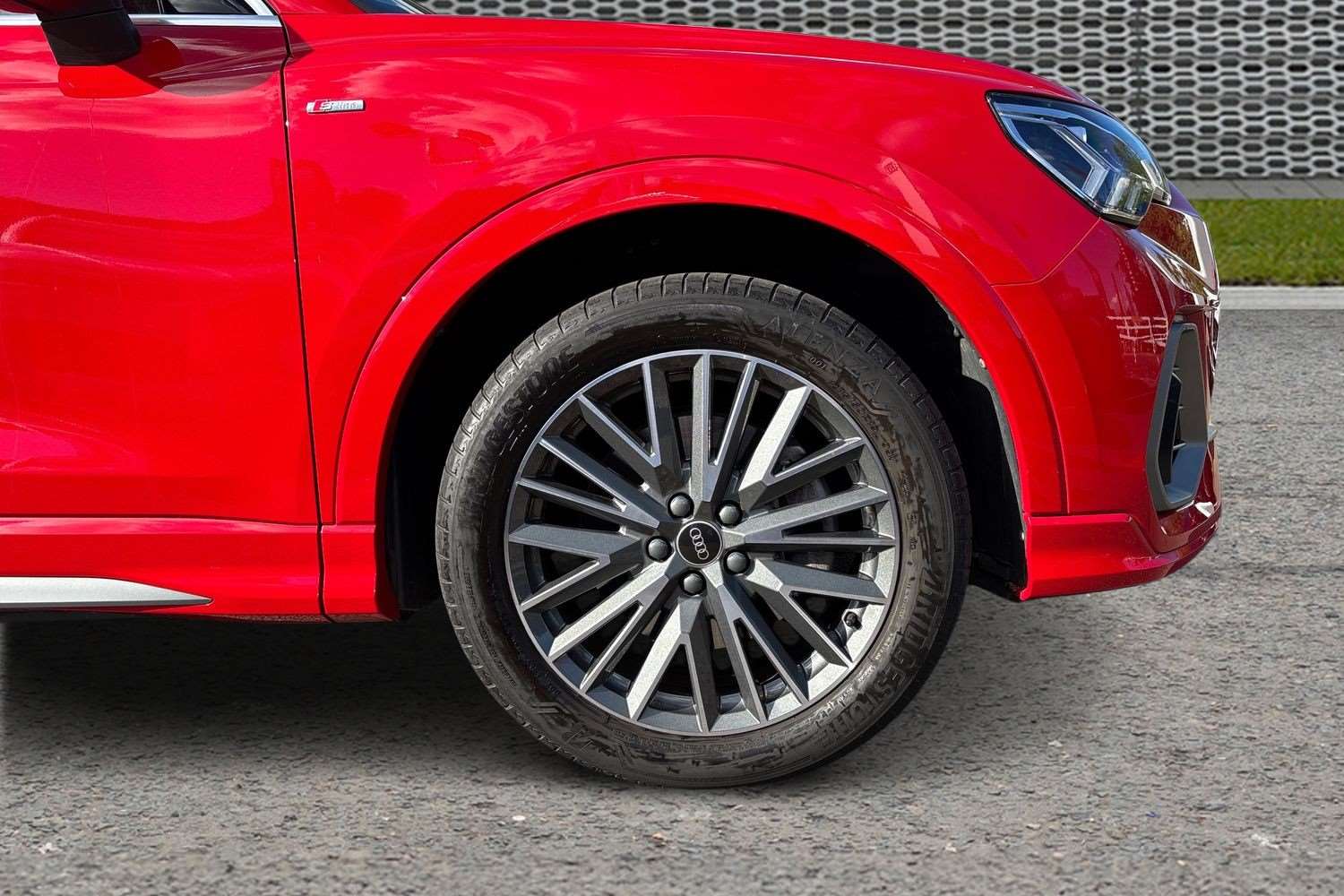 Used Audi Q3 2021 for sale - 76034777: Photo 5