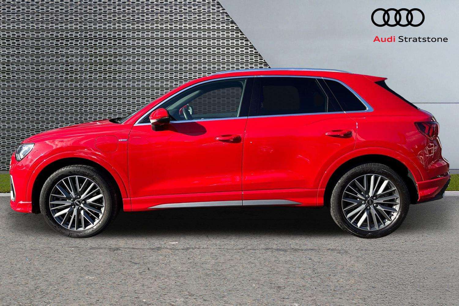Used Audi Q3 2021 for sale - 76034777: Photo 8