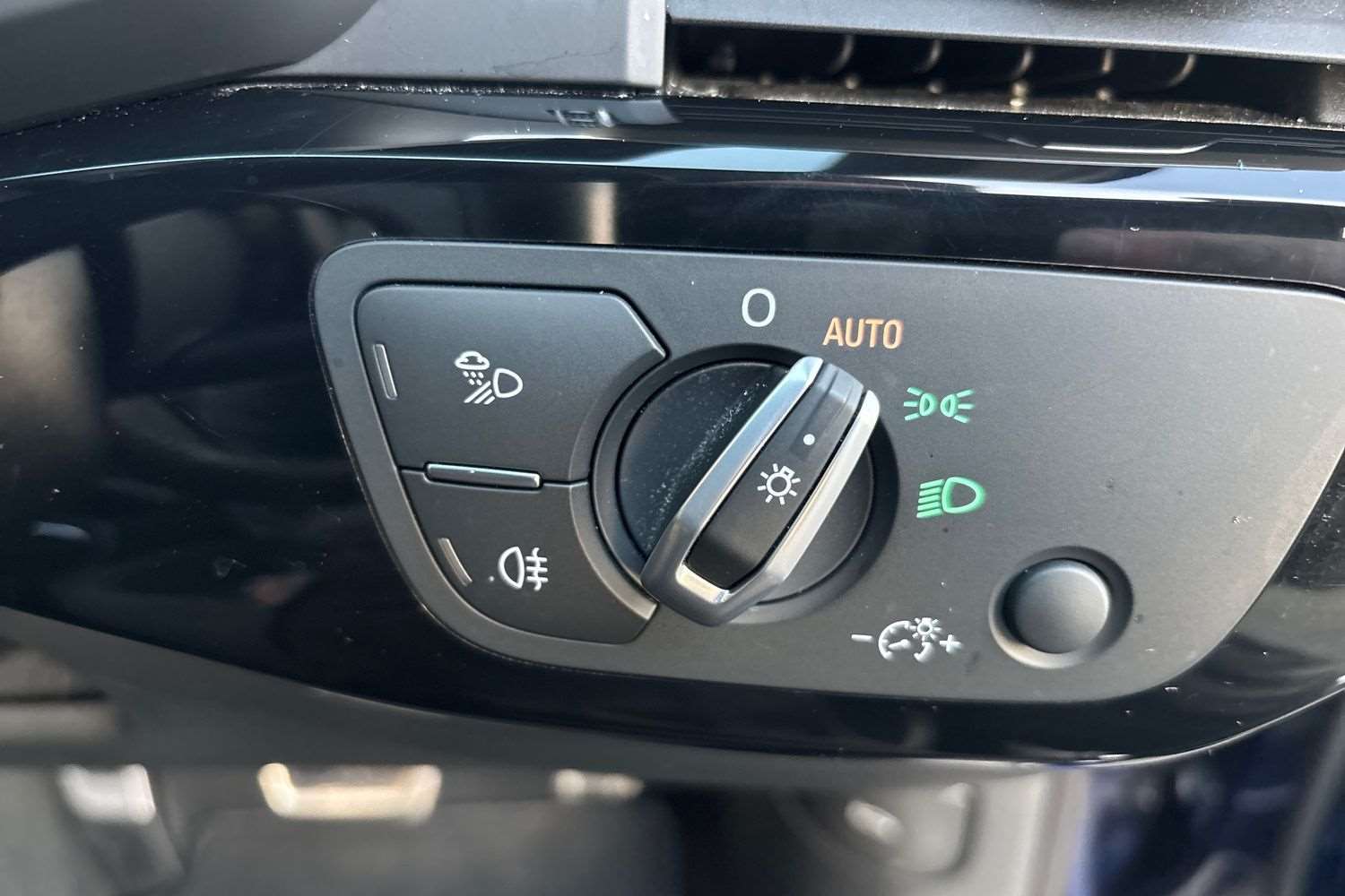 Used Audi A4 2020 for sale - 77093392: Photo 34