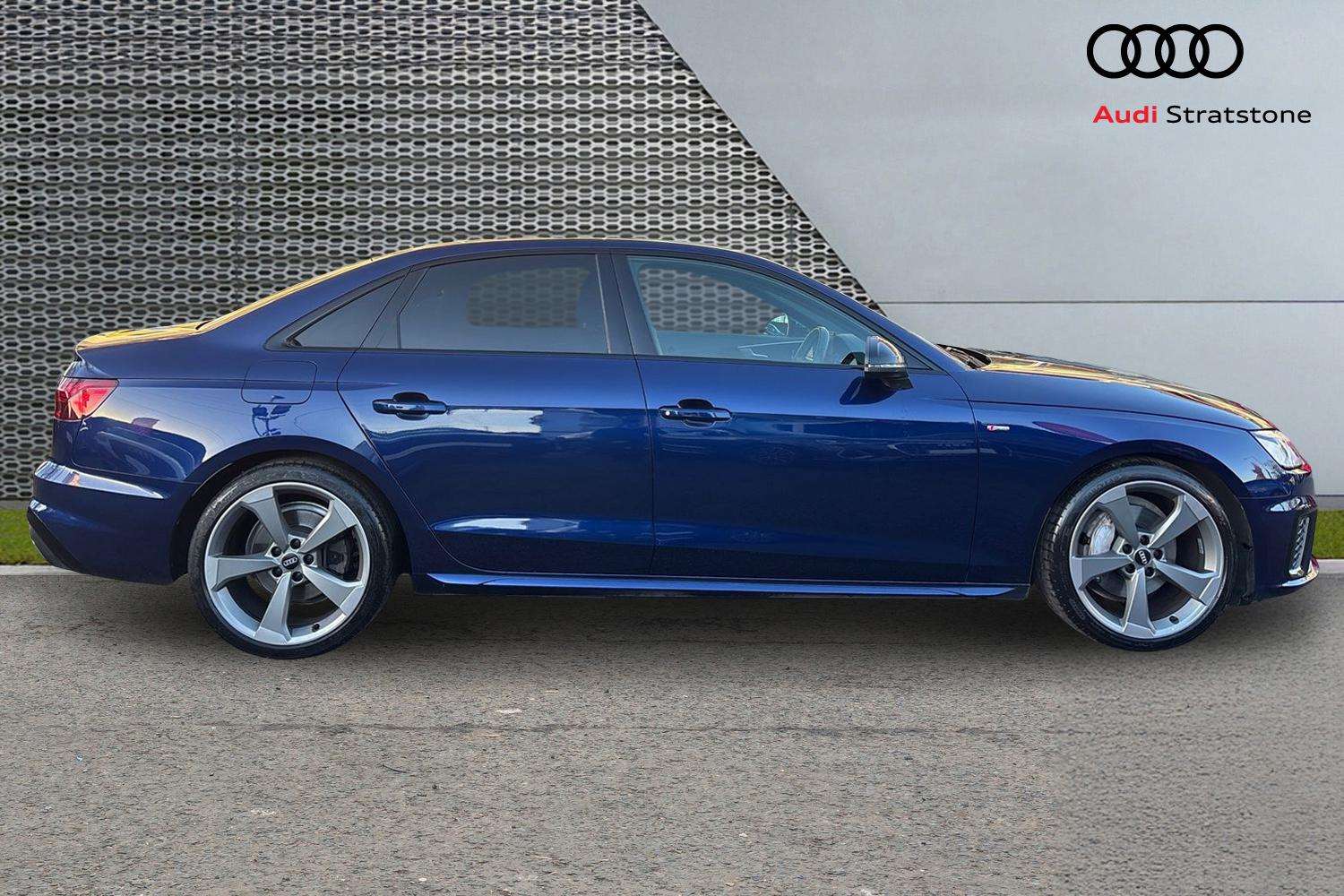 Used Audi A4 2020 for sale - 77093392: Photo 4