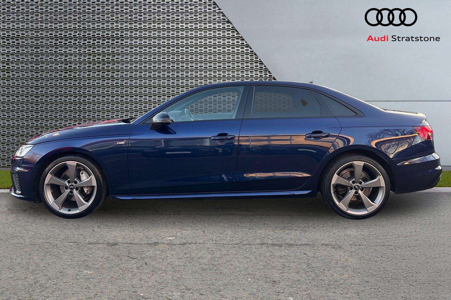 Used Audi A4 2020 for sale - 77093392: Photo 8