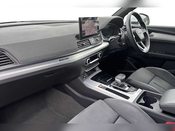 Used Audi Q5 2022 for sale - 74890400: Photo