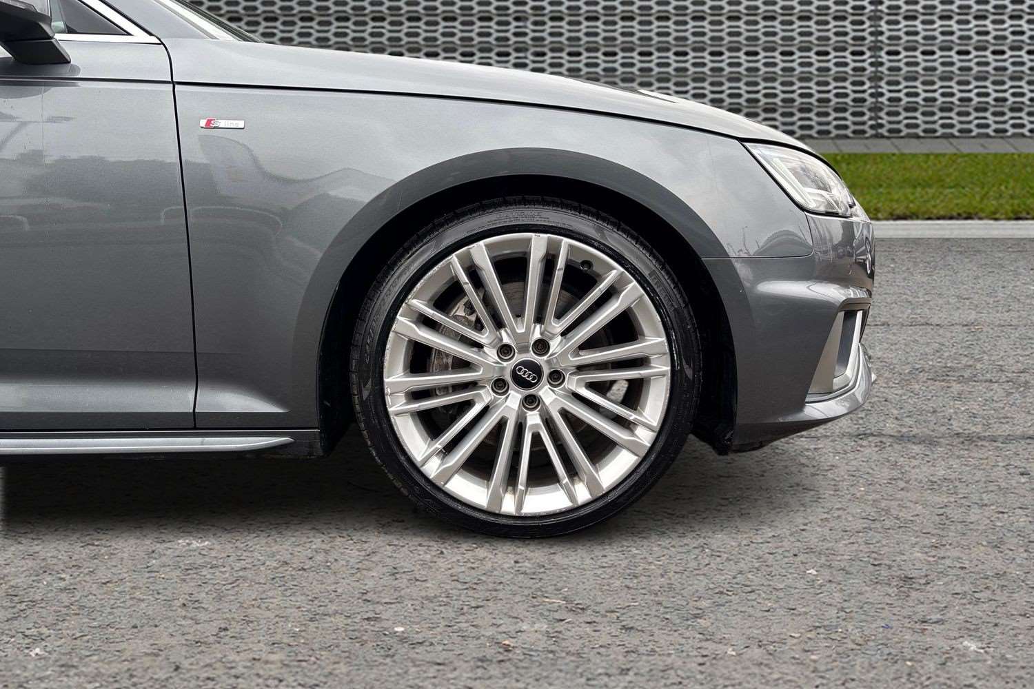 Used Audi A4 2019 for sale - 77514482: Photo 5