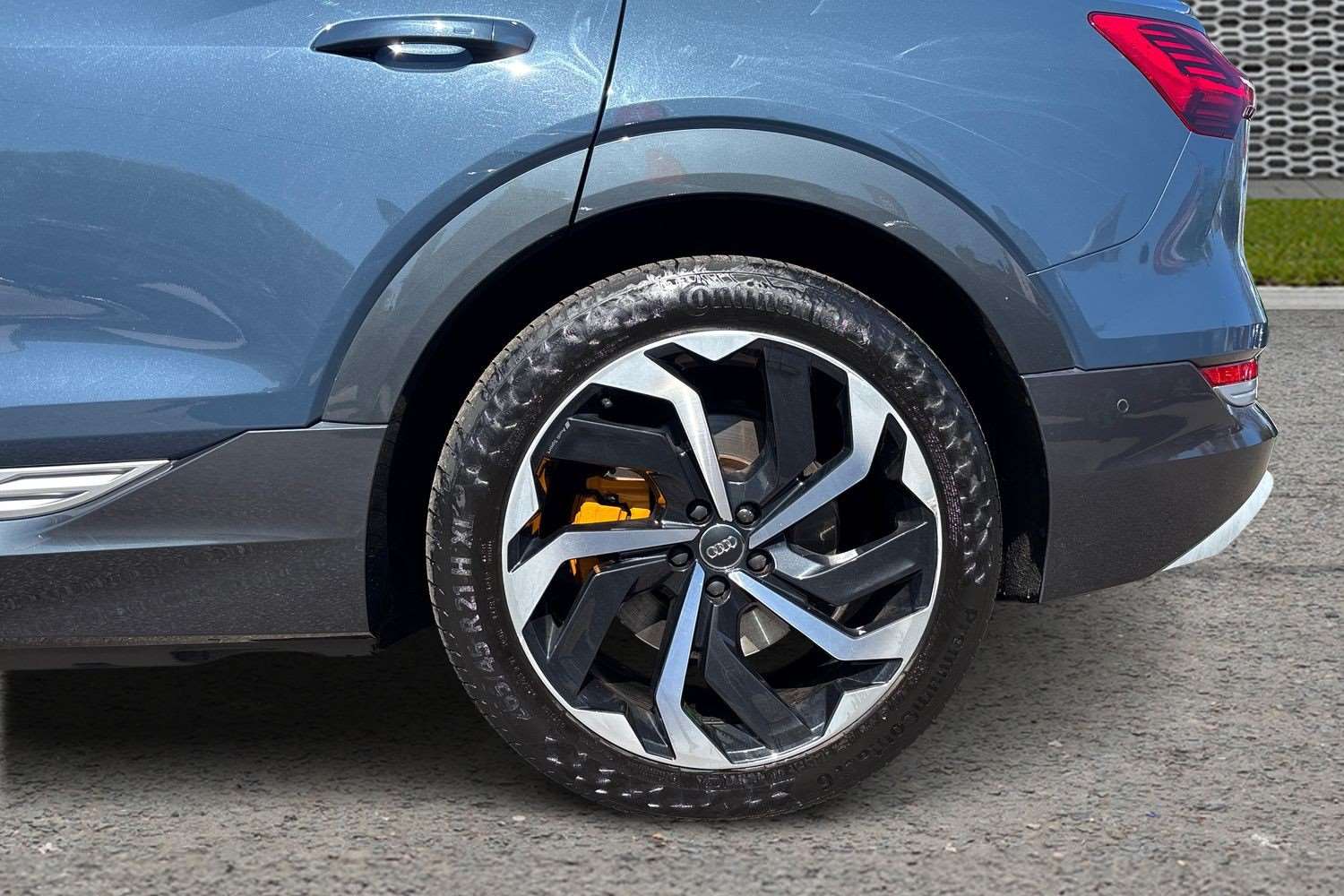 Used Audi e-tron 2020 for sale - 78161559: Photo 11