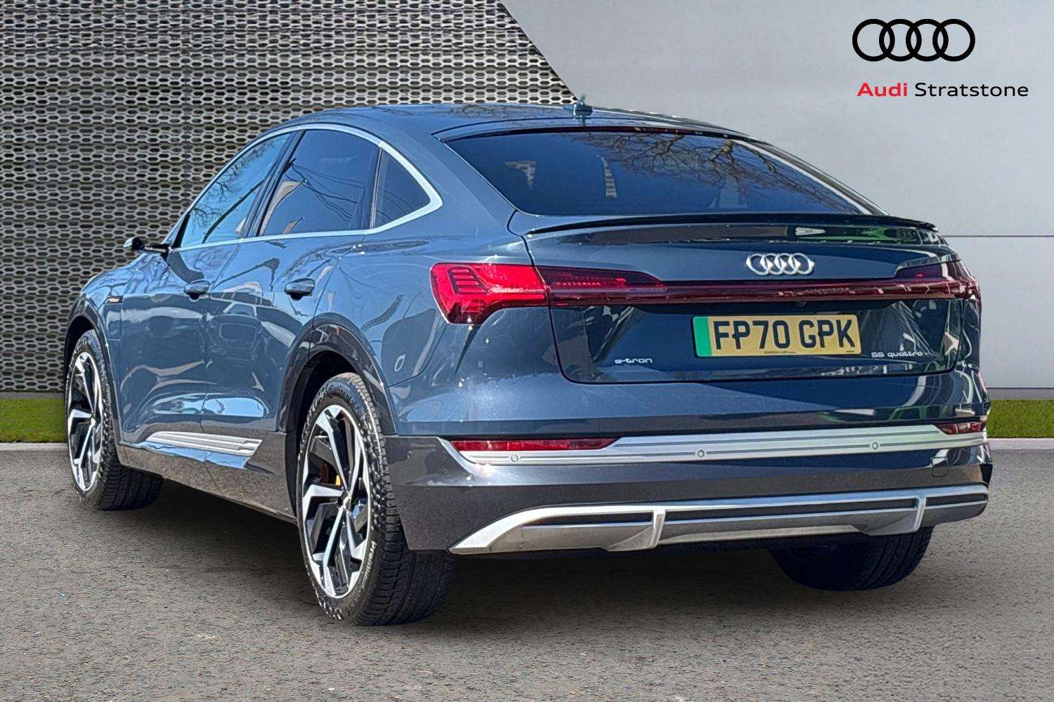 Used Audi e-tron 2020 for sale - 78161559: Photo 3