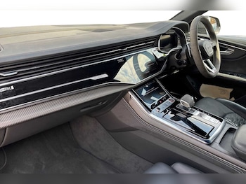 Used Audi RS Q8 2023 for sale - 75129574: Photo