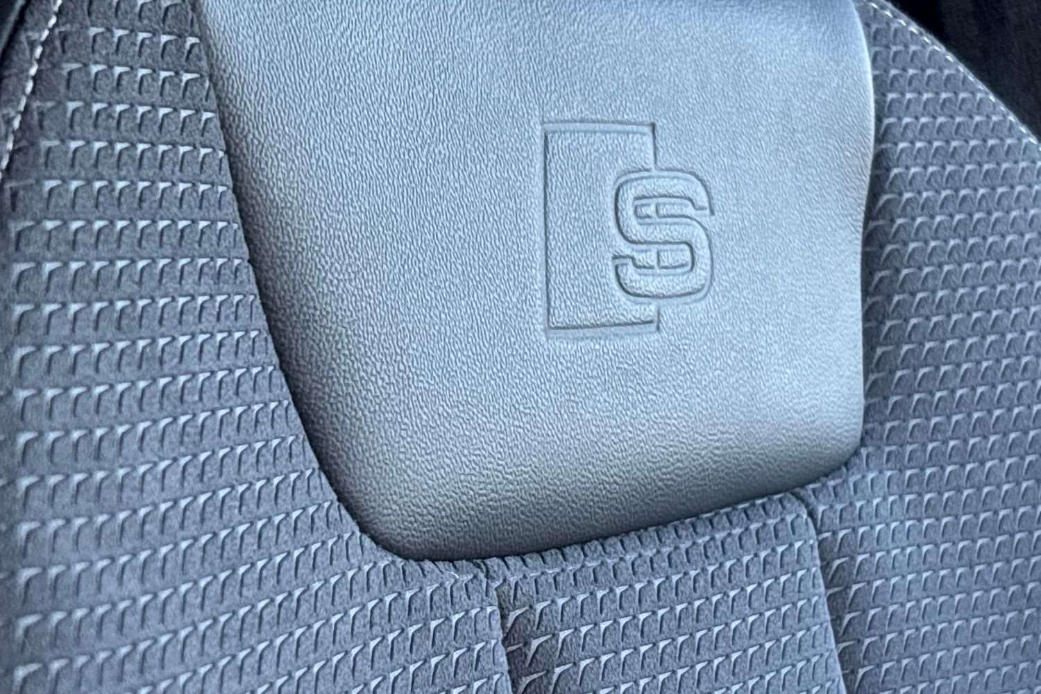 Used Audi A4 2023 for sale - 77727015: Photo 33