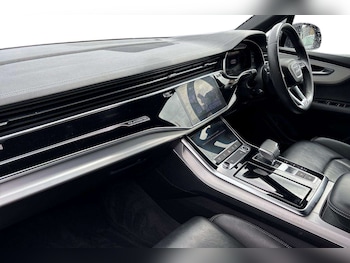 Used Audi Q7 2023 for sale - 79397541: Photo