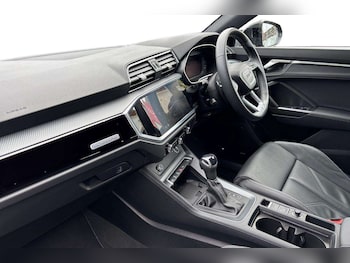 Used Audi Q3 2024 for sale - 78591947: Photo