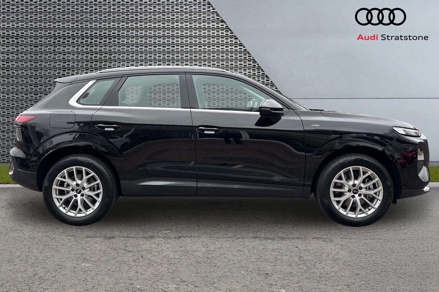 Used Audi Q3 2025 for sale - 77044066: Photo 4