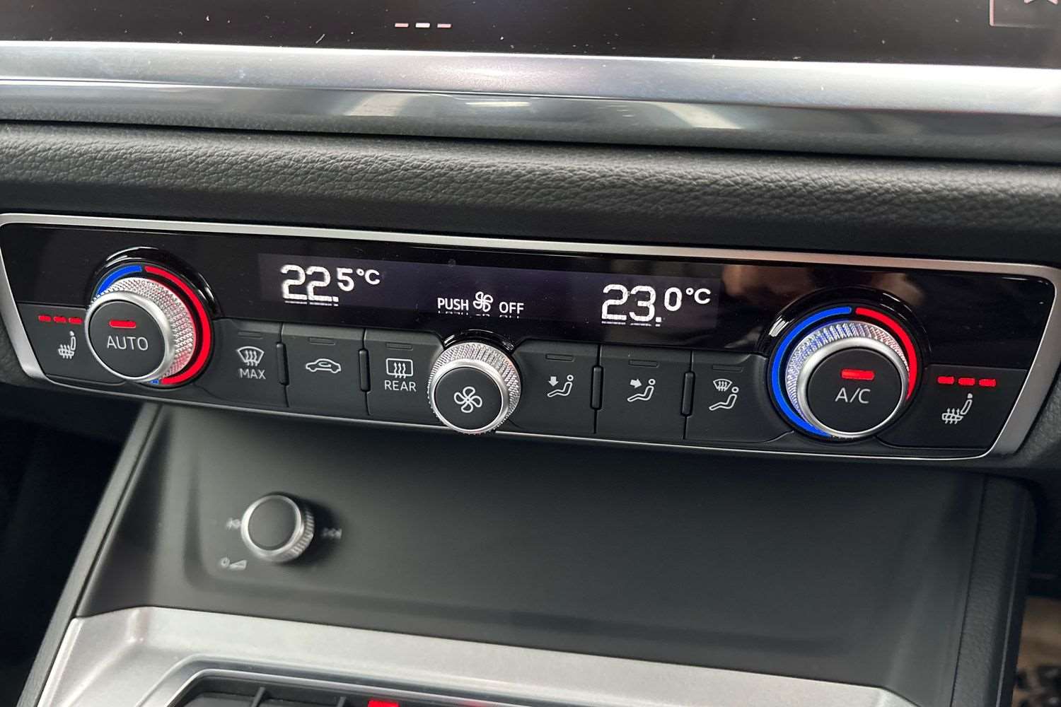 Used Audi Q3 2023 for sale - 76475757: Photo 28